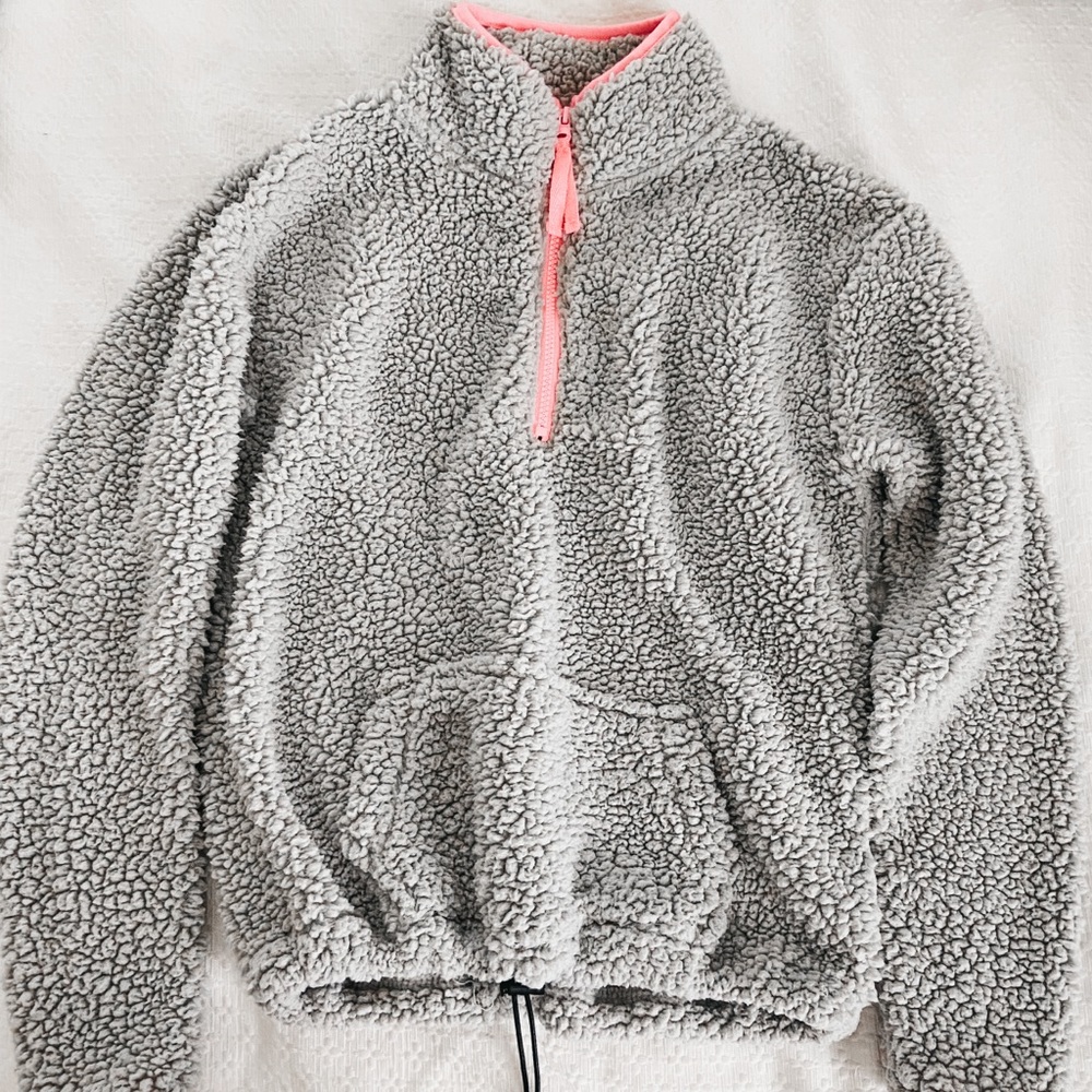 Fuzzy gray half-zip - Picture 1 of 4